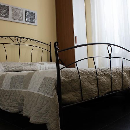 La Casetta B&B Cernusco Sul Naviglio Exterior foto